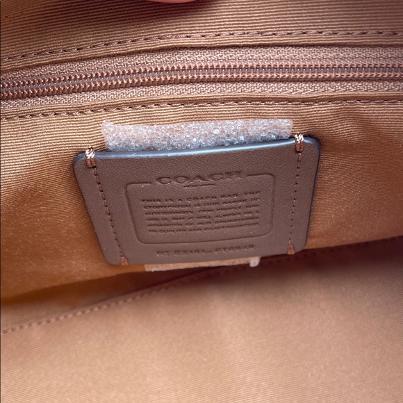 Coach Cream Leather Purse - Picture 4 of 6